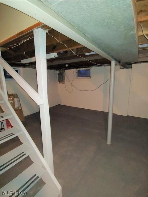 248 Olive St, Elyria, OH 44035 photo 9
