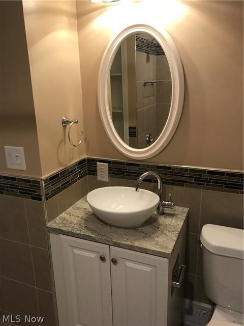 644 Fair St, Berea, OH 44017 photo 5