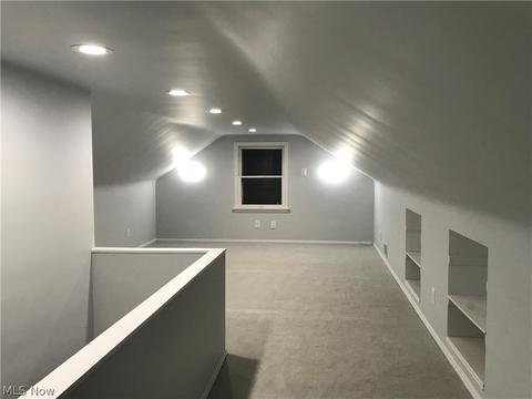 644 Fair St, Berea, OH 44017 photo 9