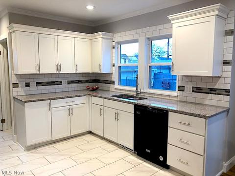 4206 Maplecrest Ave, Parma, OH 44134 photo 6
