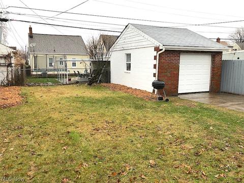 4206 Maplecrest Ave, Parma, OH 44134 photo 33