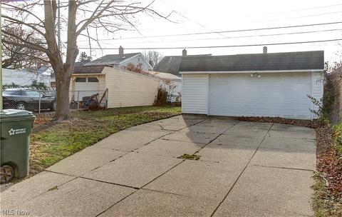 7011 Gilbert Ave, Parma, OH 44129 photo 21