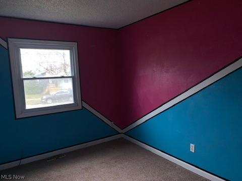 643 E St, Lorain, OH 44052 photo 11