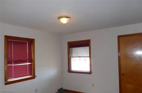 1830 E 298th St, Wickliffe, OH 44092 photo 11