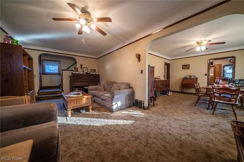 7003 Hampstead Ave, Parma, OH 44129 photo 9