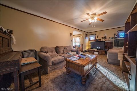 7003 Hampstead Ave, Parma, OH 44129 photo 10