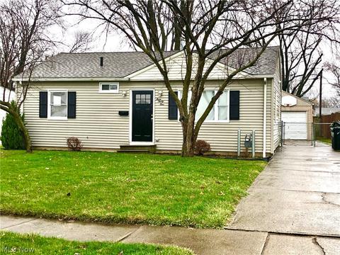 331 Brandtson Ave, Elyria, OH 44035 photo 1