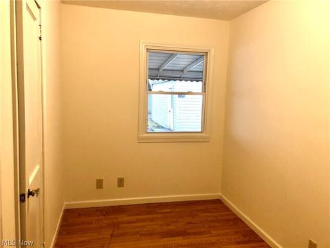 331 Brandtson Ave, Elyria, OH 44035 photo 8