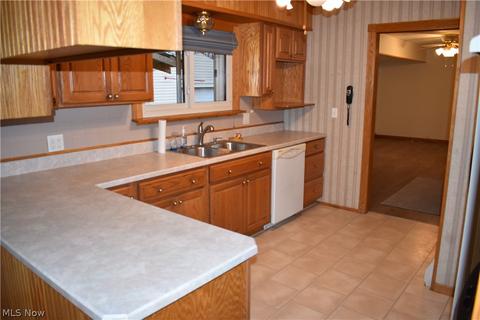 3213 Center Rd, Ashtabula, OH 44004 photo 14