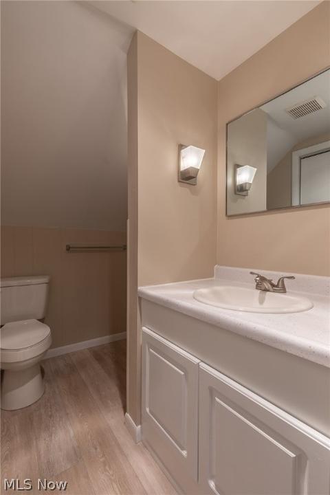 1746 Silver St, Wickliffe, OH 44092 photo 17