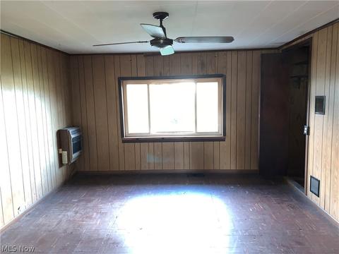 5569 Edmonds Rd, Bellevue, OH 44811 photo 6