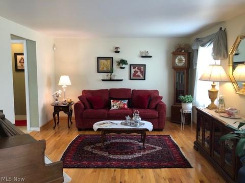 72 Briarwood Dr, Wheeling, WV 26003 photo 5