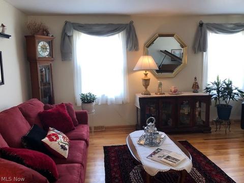 72 Briarwood Dr, Wheeling, WV 26003 photo 6