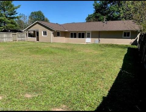 443 Maple Ave, Berea, OH 44017 photo 3