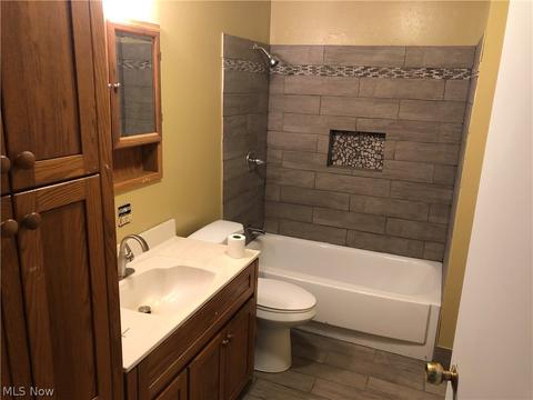 443 Maple Ave, Berea, OH 44017 photo 13