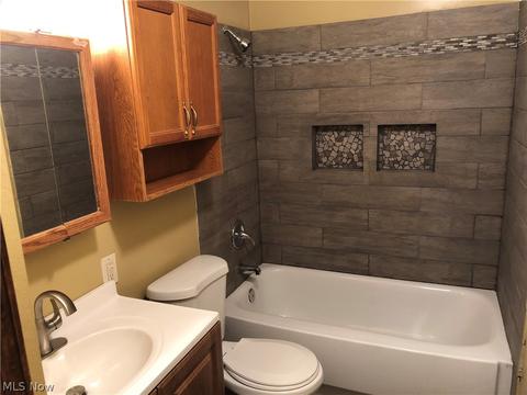 443 Maple Ave, Berea, OH 44017 photo 18