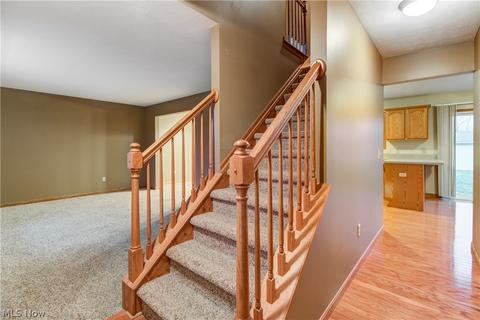 408 Alexis Dr, Elyria, OH 44035 photo 5