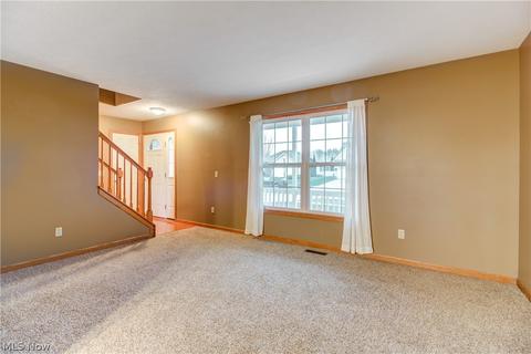 408 Alexis Dr, Elyria, OH 44035 photo 8
