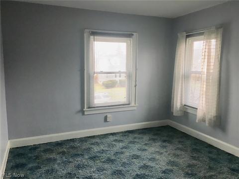 124 Hawthorne St, Elyria, OH 44035 photo 6