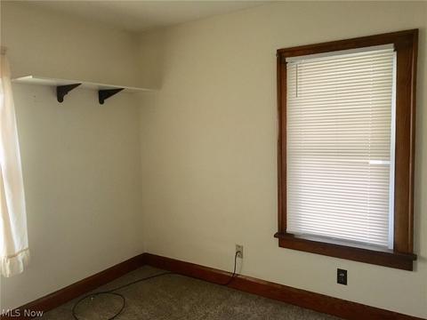 124 Hawthorne St, Elyria, OH 44035 photo 5