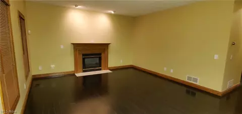 6930 Buckhorn Dr NW, Canton, OH 44708 photo 9