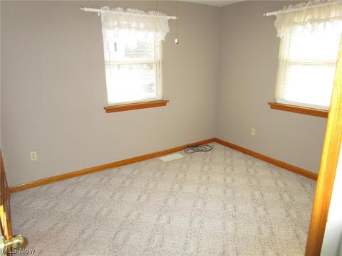2000 N Cross St, Dover, OH 44622 photo 8