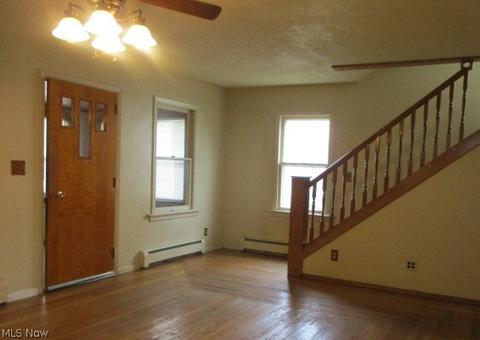225 E 248 St, Euclid, OH 44123 photo 2
