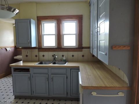 1951 E 44th St, Ashtabula, OH 44004 photo 14
