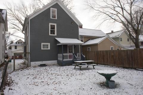 228 Spring St, Wooster, OH 44691 photo 2