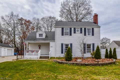 1801 Broad Ave NW, Canton, OH 44708 photo 1