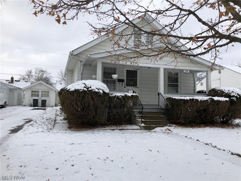 150 Longfellow St, Elyria, OH 44035 photo 1