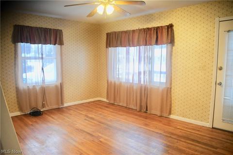 1026 Union Ave, Ashtabula, OH 44004 photo 3