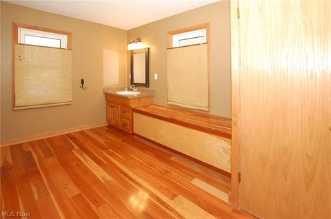 2428 Keystone Rd, Parma, OH 44134 photo 14