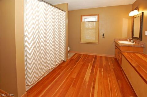 2428 Keystone Rd, Parma, OH 44134 photo 15