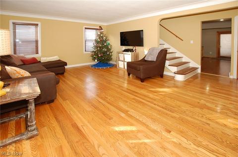 2428 Keystone Rd, Parma, OH 44134 photo 8