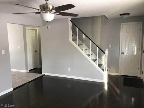 7104 Murray Ridge Rd, Elyria, OH 44035 photo 13