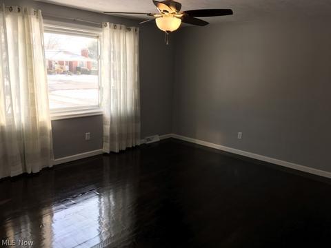 7104 Murray Ridge Rd, Elyria, OH 44035 photo 12