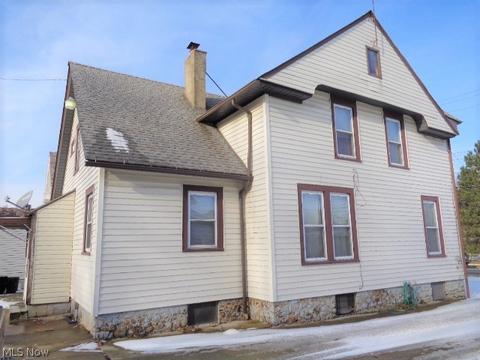 3235 Lake Ave, Ashtabula, OH 44004 photo 4