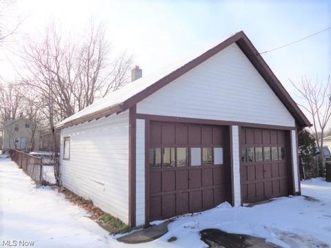 3235 Lake Ave, Ashtabula, OH 44004 photo 8
