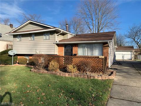 747 Abbe Rd N, Elyria, OH 44035 photo 1