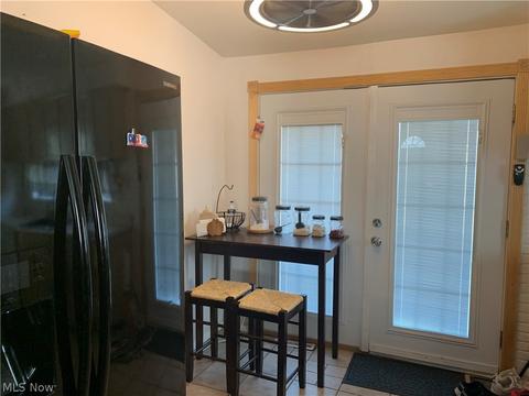 747 Abbe Rd N, Elyria, OH 44035 photo 7