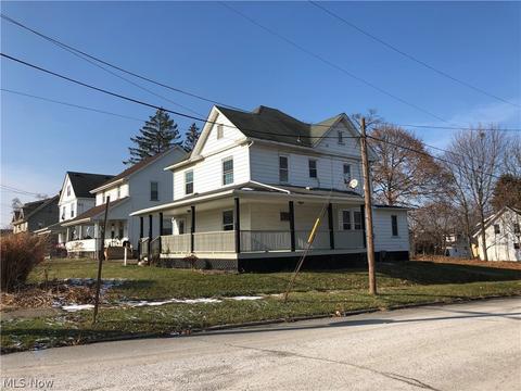 139 Sexton St, Struthers, OH 44471 photo 2