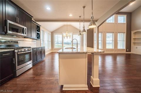 33475 Lyons Gate Run, Avon, OH 44011 photo 12