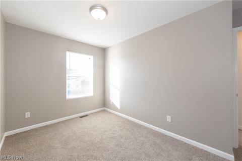 577 Thayer St, Akron, OH 44310 photo 23