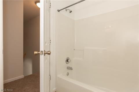 577 Thayer St, Akron, OH 44310 photo 16