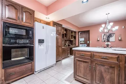 1720 Dunbarton Ave NW, Canton, OH 44708 photo 5