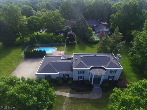 1720 Dunbarton Ave NW, Canton, OH 44708 photo 1