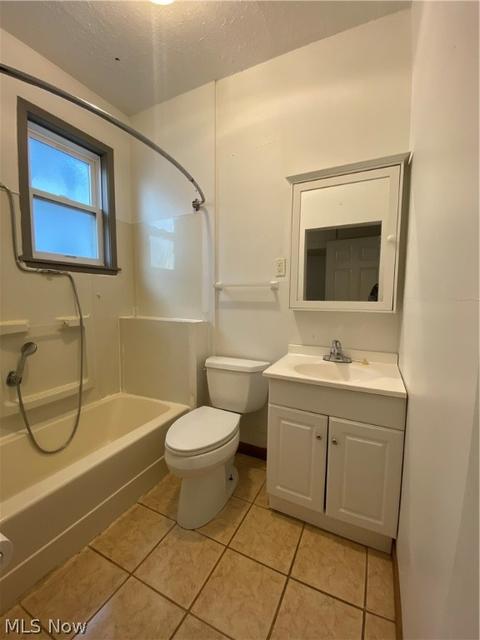 164 Bath St, Elyria, OH 44035 photo 10