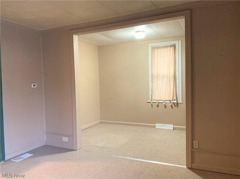 164 Bath St, Elyria, OH 44035 photo 9