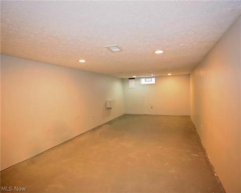 753 Abbe Rd N, Elyria, OH 44035 photo 27